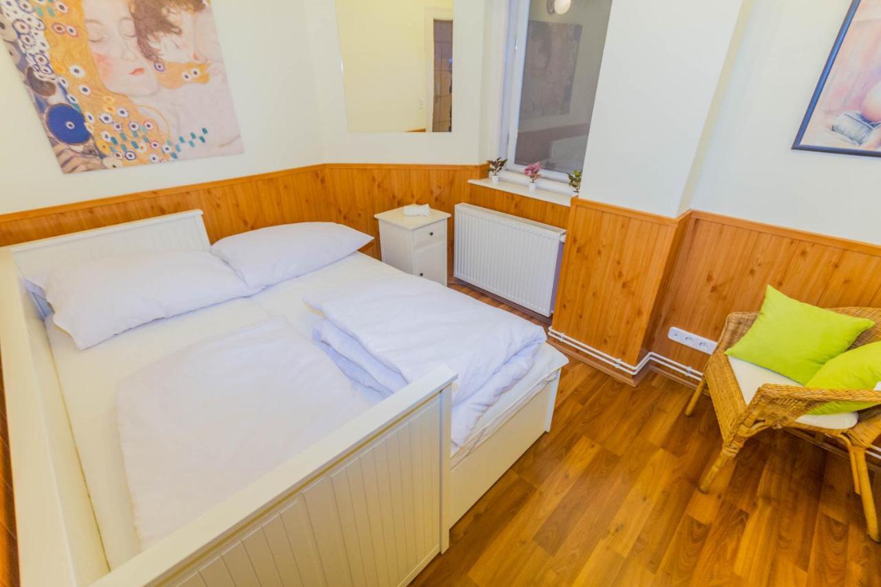 Friend Of Deak Ferenc Apartman Budapest Kültér fotó