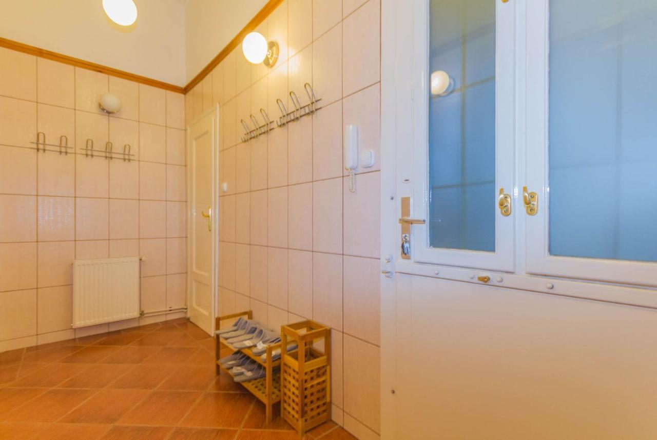 Friend Of Deak Ferenc Apartman Budapest Kültér fotó