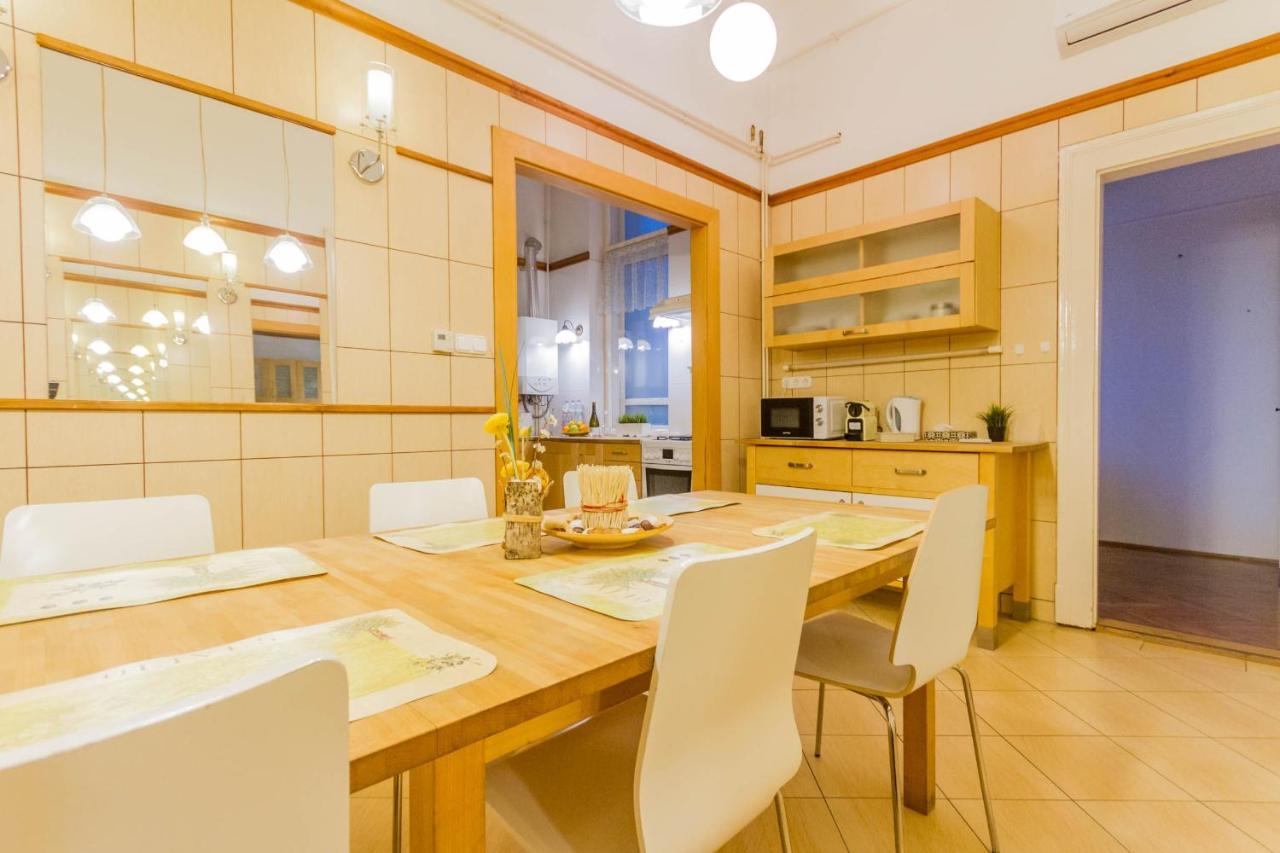 Friend Of Deak Ferenc Apartman Budapest Kültér fotó